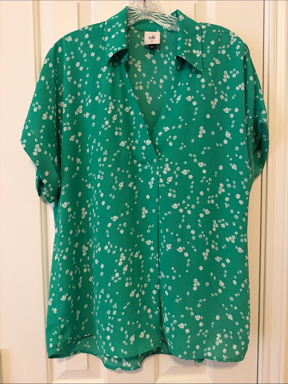 CAbi Emerald Green Short-Sleeve Button Front Blouse with White Dot Floral Print